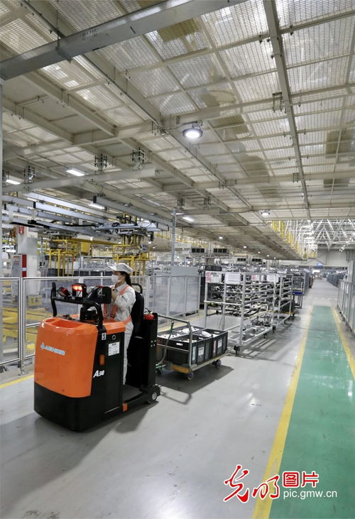 高速、高质量、创新 打造世界级汽车硅谷的三轮车总装与零部件生产